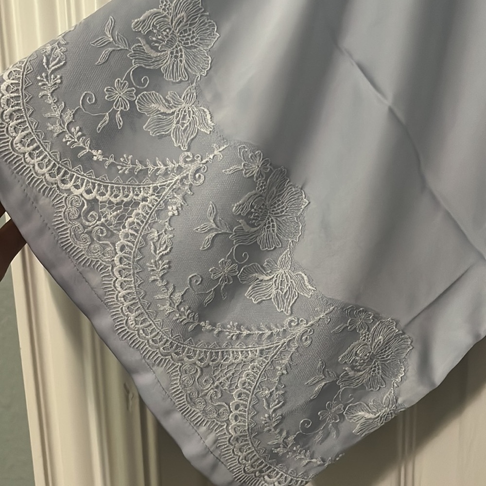 Soma Robe - Picture 3 of 4